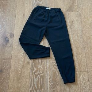 Aritizia dressy jogger slacks
